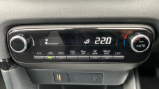 Toyota Yaris 1.5 Hybrid Icon 5dr CVT Hybrid Hatchback